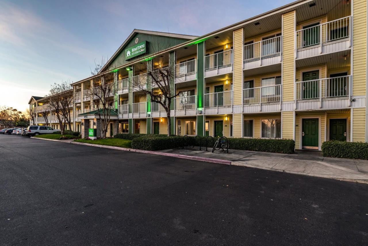 Hometowne Studios By Red Roof Fresno - West Esterno foto